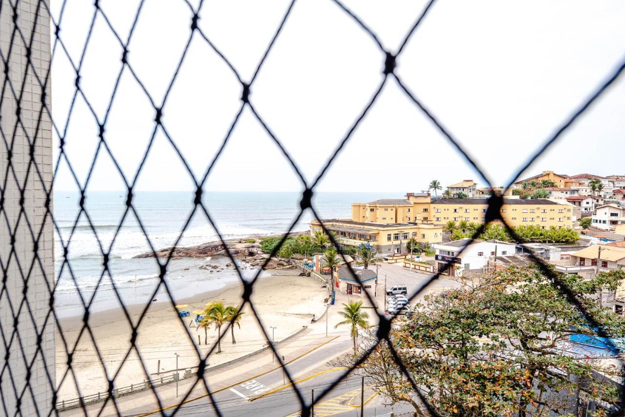 Studio, 5 Pessoas,20mt, Do Sonho, Pé Na Areia,100 Mb Wi-fi ,netflix,globoplay Liberados