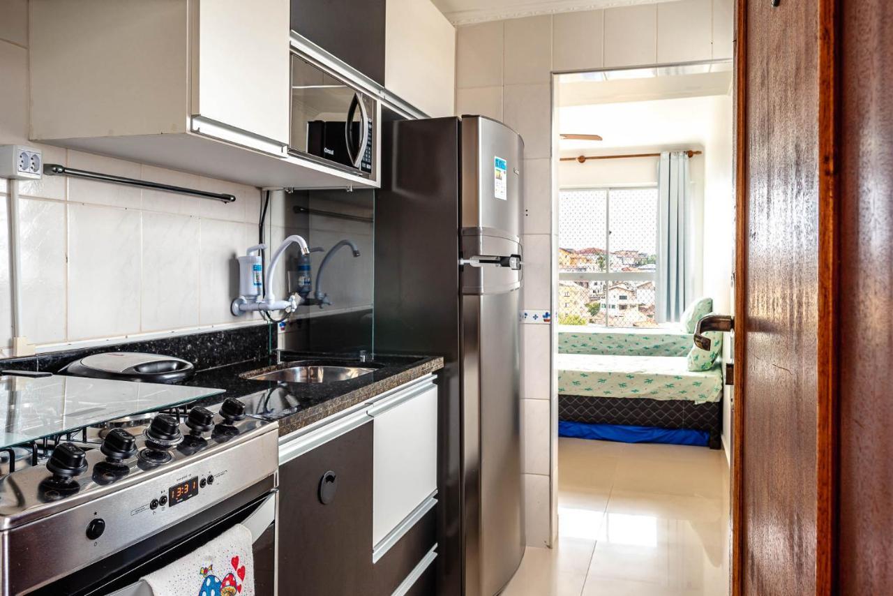 Apartamento, Ate 4 Pessoas,20 Metros Da Do Sonho, Pe Na Areia,100 Mb Wi-fi *